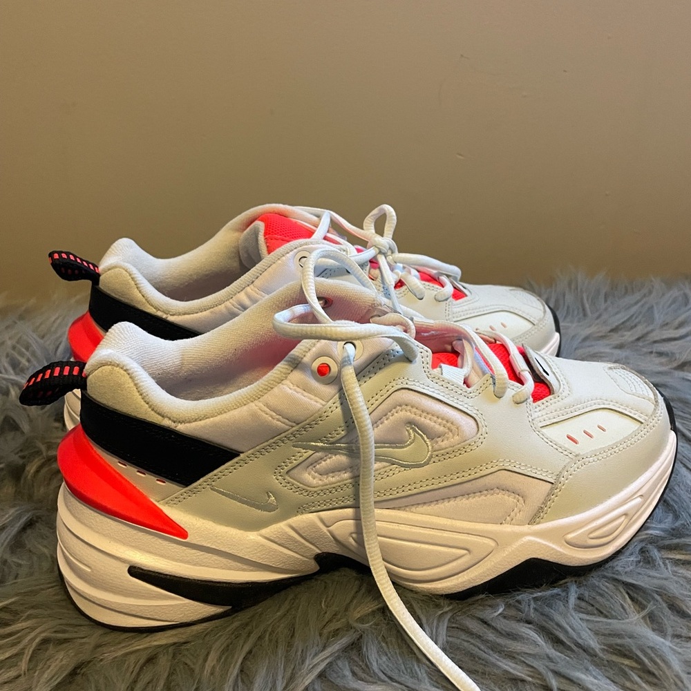 Never worn Nike sneakers